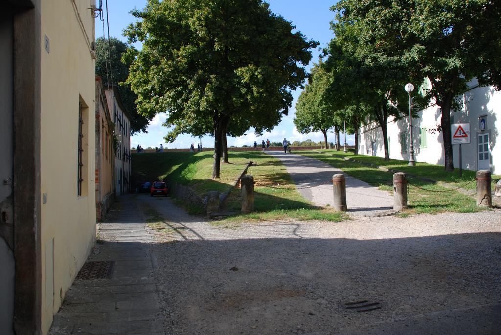 S. Agostino Fronte Mura Лукка Екстер'єр фото